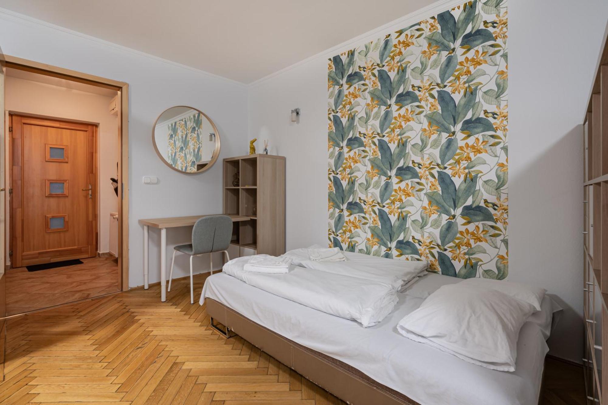 Moonlit Muse Apartman